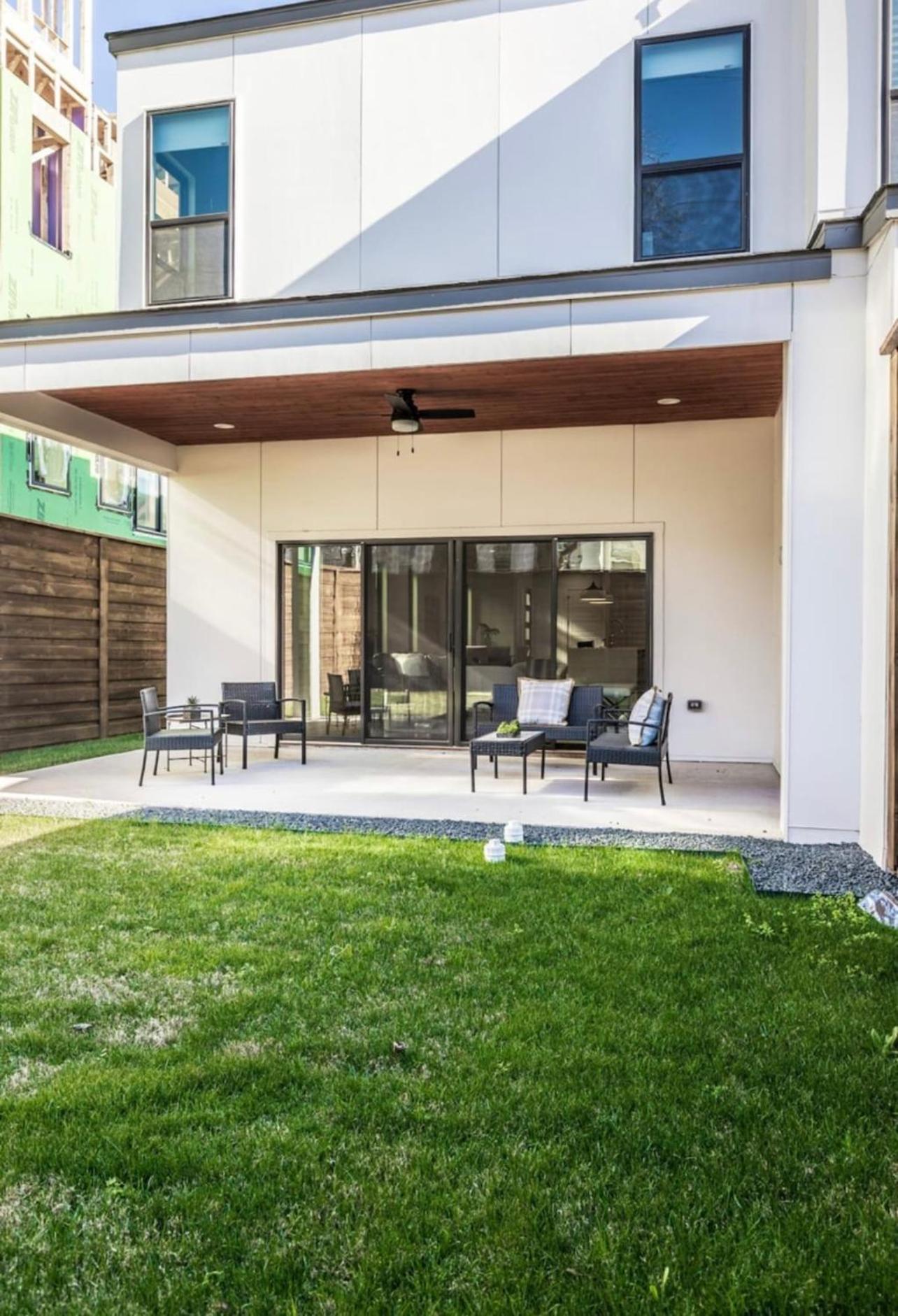 Townhouse Uptown Private Patio Villa Dallas Exterior photo